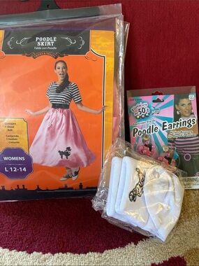 🎃 WOMEN’s-  50’s Poodle Skirt Dress with socks and earrings- Sz 12-14 See pics